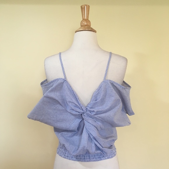 Twisted Knot Front Striped Off Shoulder Cropped Top - Picture 8 of 8